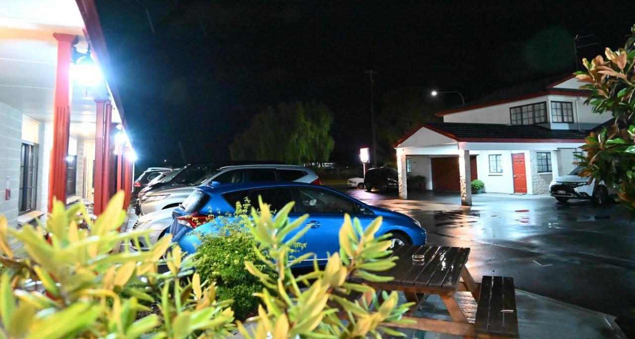 וונגאנואי Bk'S Magnolia Motor Lodge מראה חיצוני תמונה